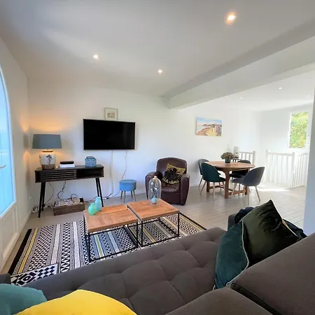 Semesterbostad Abatilles: Maison Spacieuse 150m² Pres Plage, 4 Chambres, Jardin, Parking, Wifi - Fr-1-420-100 *