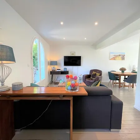 Arcachon Abatilles: Maison Spacieuse 150M² Pres Plage, 4 Chambres, Jardin, Parking, Wifi - Fr-1-420-100