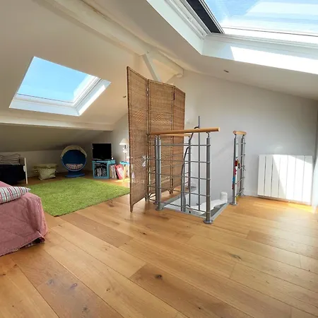 Holiday home Arcachon Abatilles: Maison Spacieuse 150M² Pres Plage, 4 Chambres, Jardin, Parking, Wifi - Fr-1-420-100 Arcachon