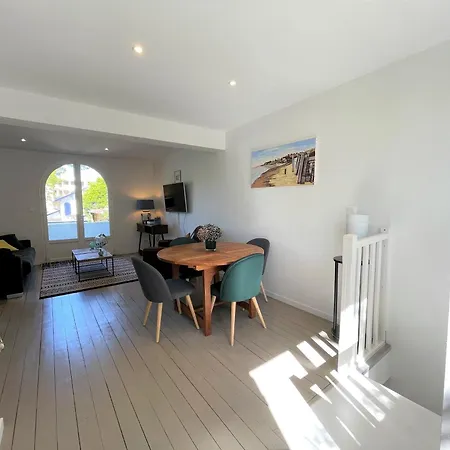 Abatilles: Maison Spacieuse 150m² Pres Plage, 4 Chambres, Jardin, Parking, Wifi - Fr-1-420-100 Arcachon