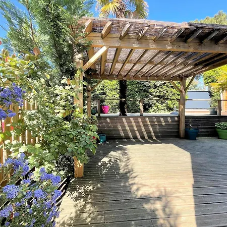 Arcachon Abatilles: Maison spacieuse 150m² près plage, 4 chambres, jardin, parking, WIFI - FR-1-420-100 *