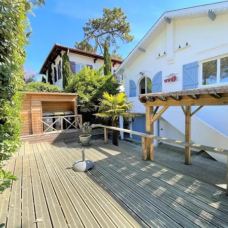 Semesterbostad Abatilles: Maison Spacieuse 150m² Pres Plage, 4 Chambres, Jardin, Parking, Wifi - Fr-1-420-100 *