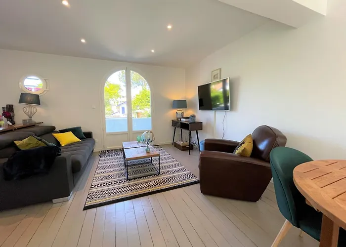 Arcachon Abatilles: Maison spacieuse 150m² près plage, 4 chambres, jardin, parking, WIFI - FR-1-420-100 Hébergement de vacances